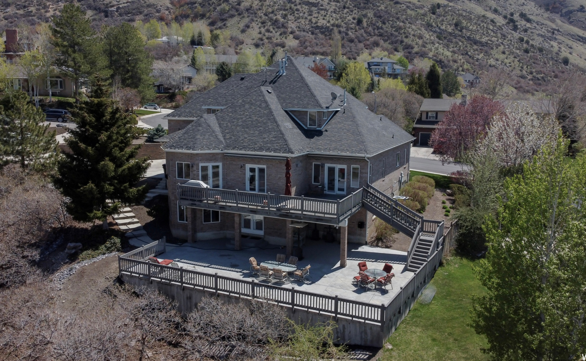 SHERWOOD HILLS - Residential