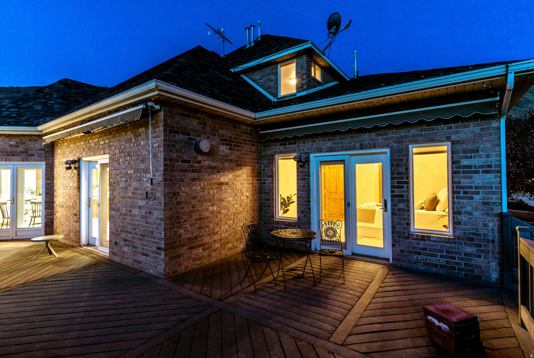 SHERWOOD HILLS - Residential
