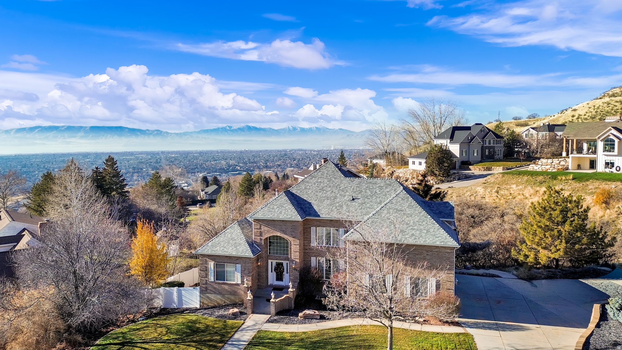SHERWOOD HILLS - Residential