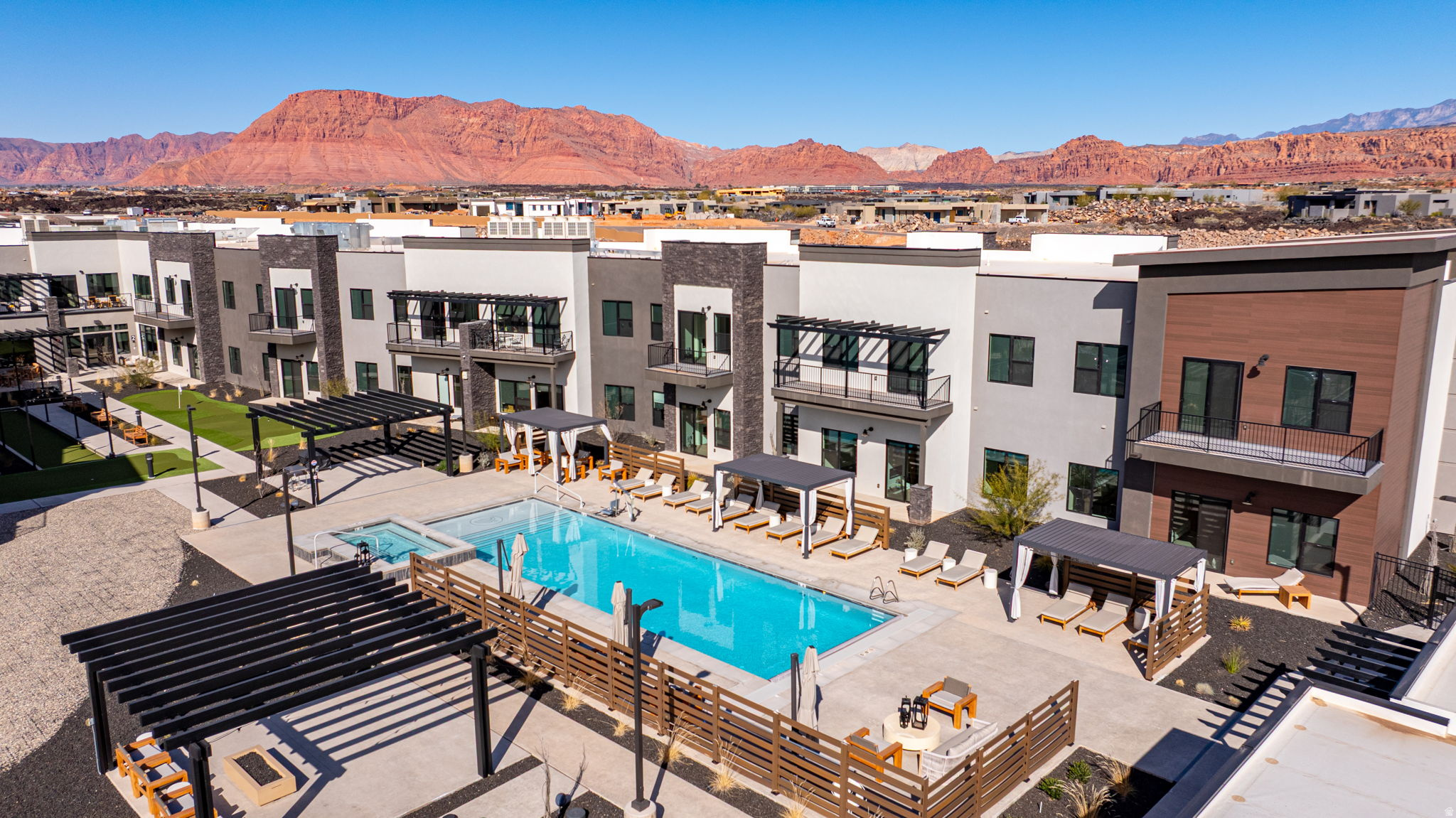 POINTS AT SNOW CANYON - Residential