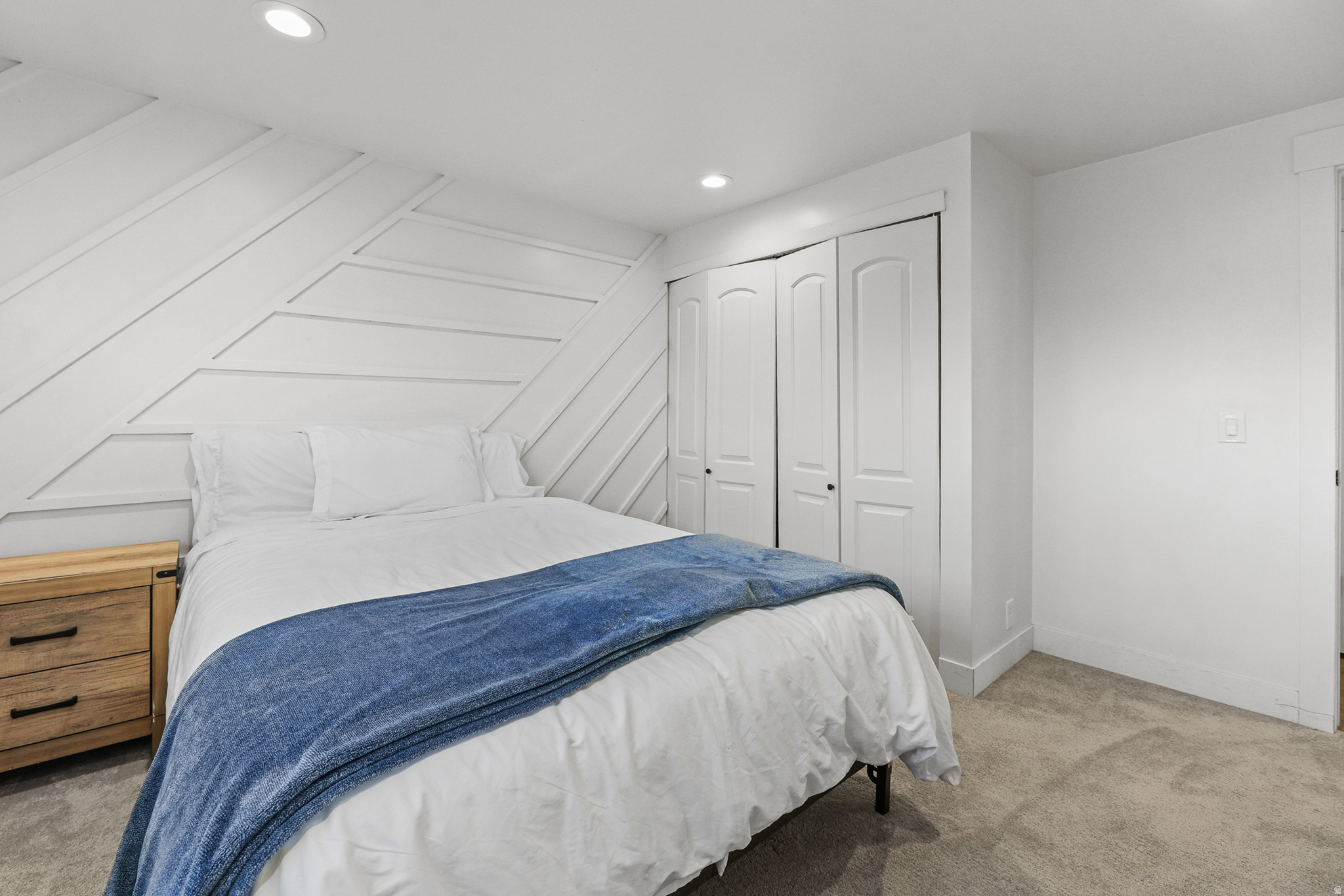 WHITE CITY - Residential