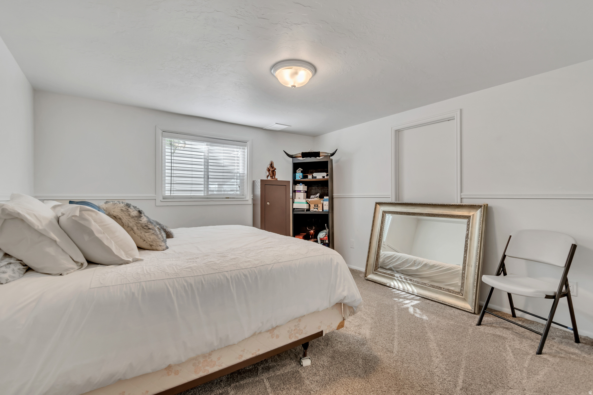 HEUGLY ACRES - Residential