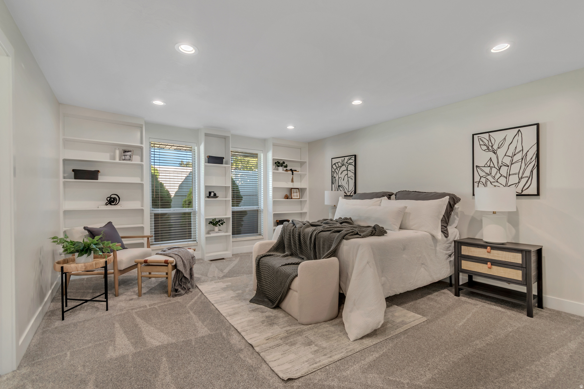 HEUGLY ACRES - Residential