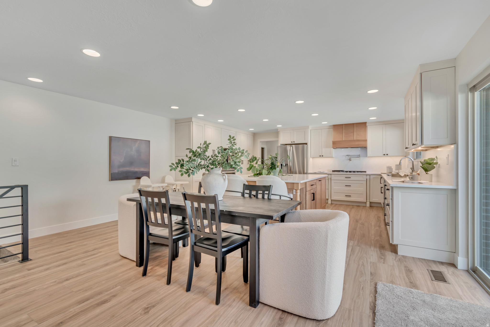 HEUGLY ACRES - Residential