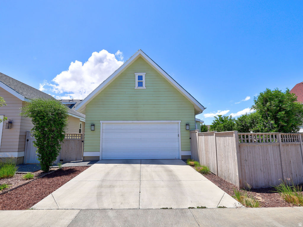 KENNECOTT - Residential