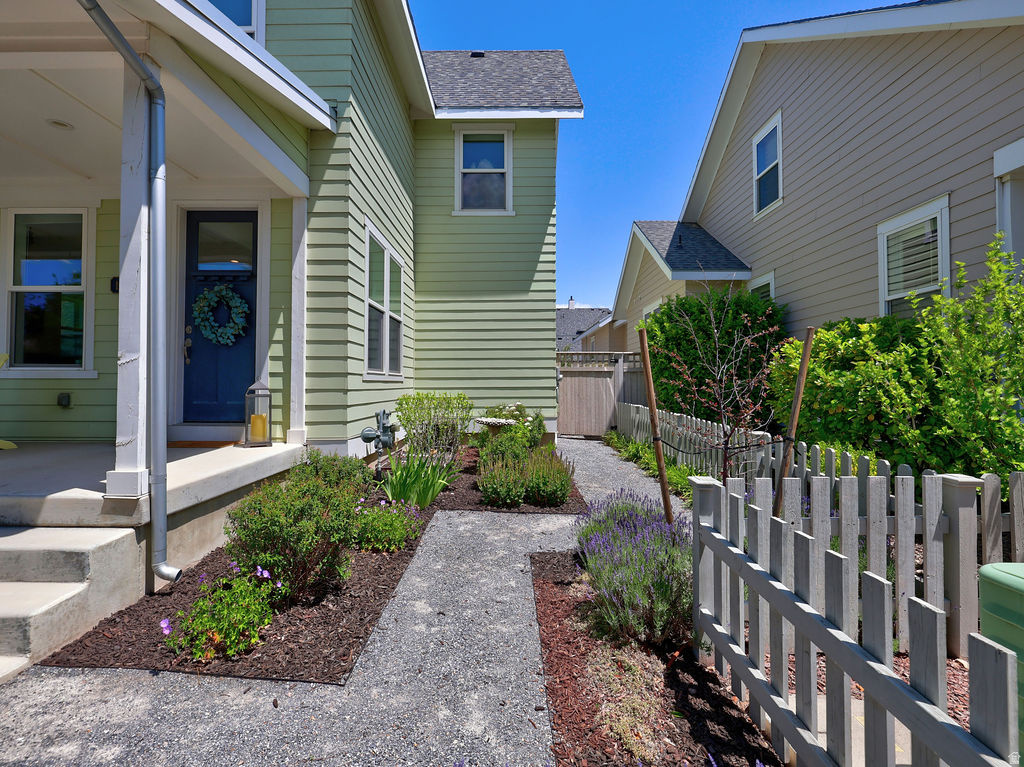 KENNECOTT - Residential