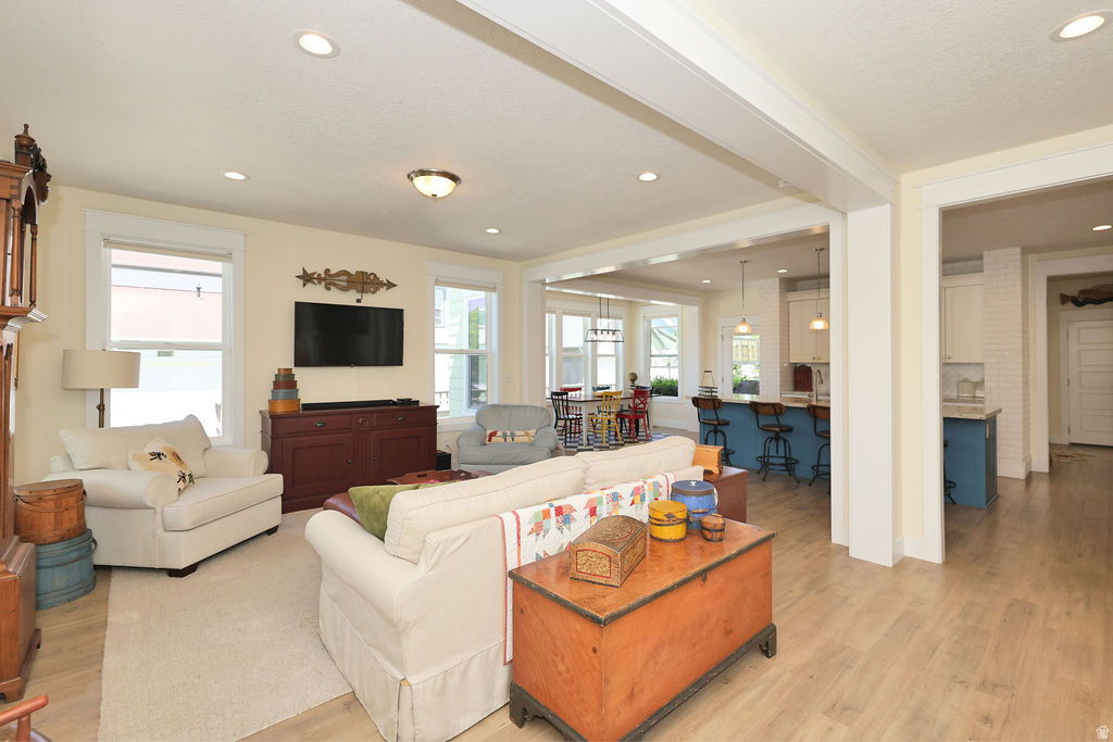 KENNECOTT - Residential