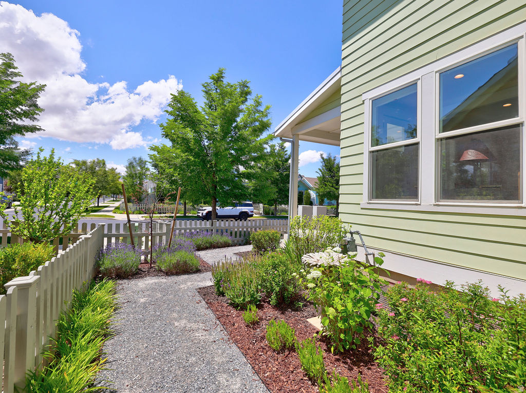 KENNECOTT - Residential