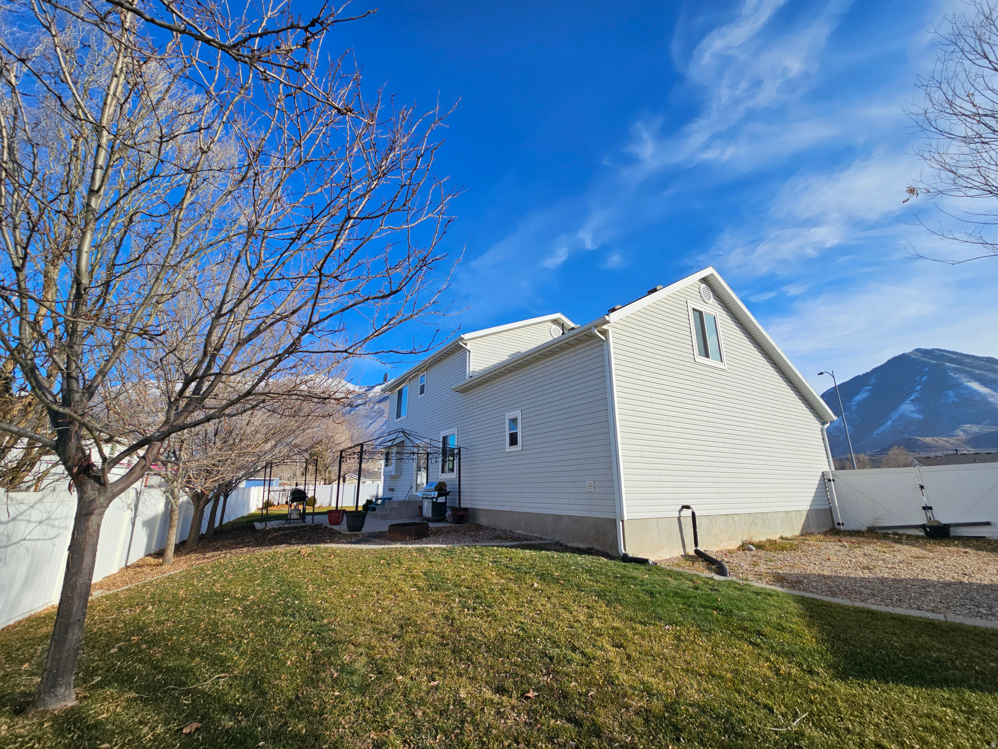 CANYON CREST - Residential