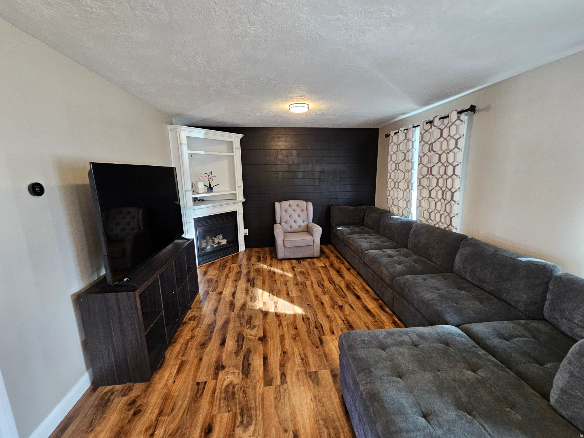 CANYON CREST - Residential