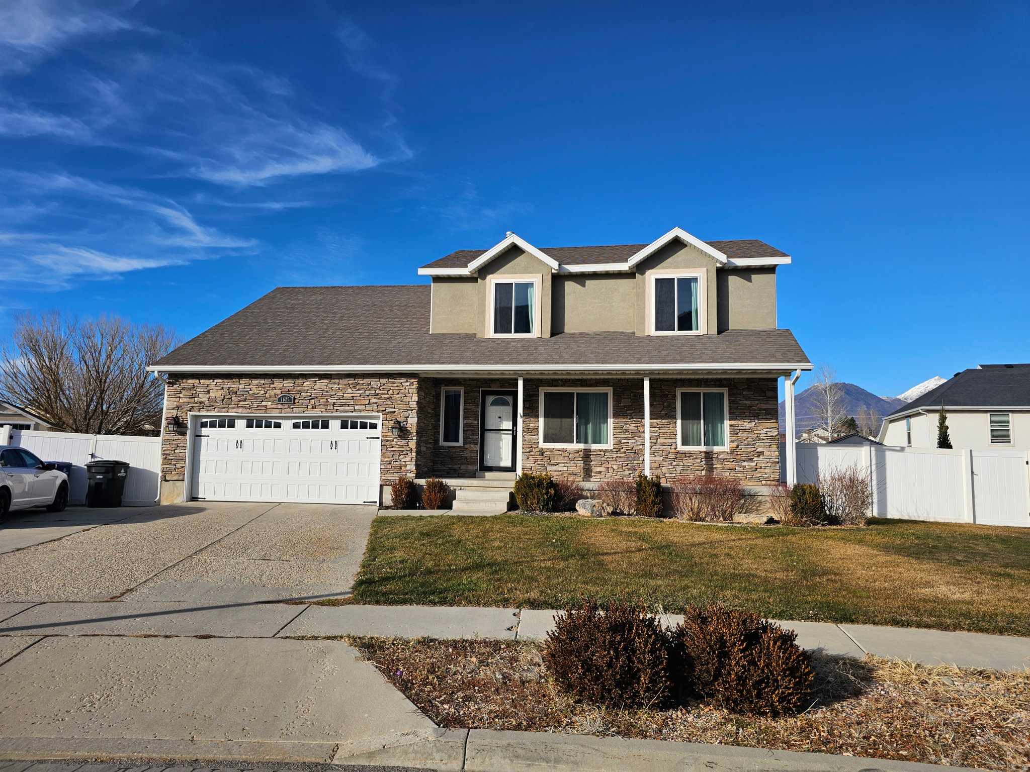 CANYON CREST - Residential
