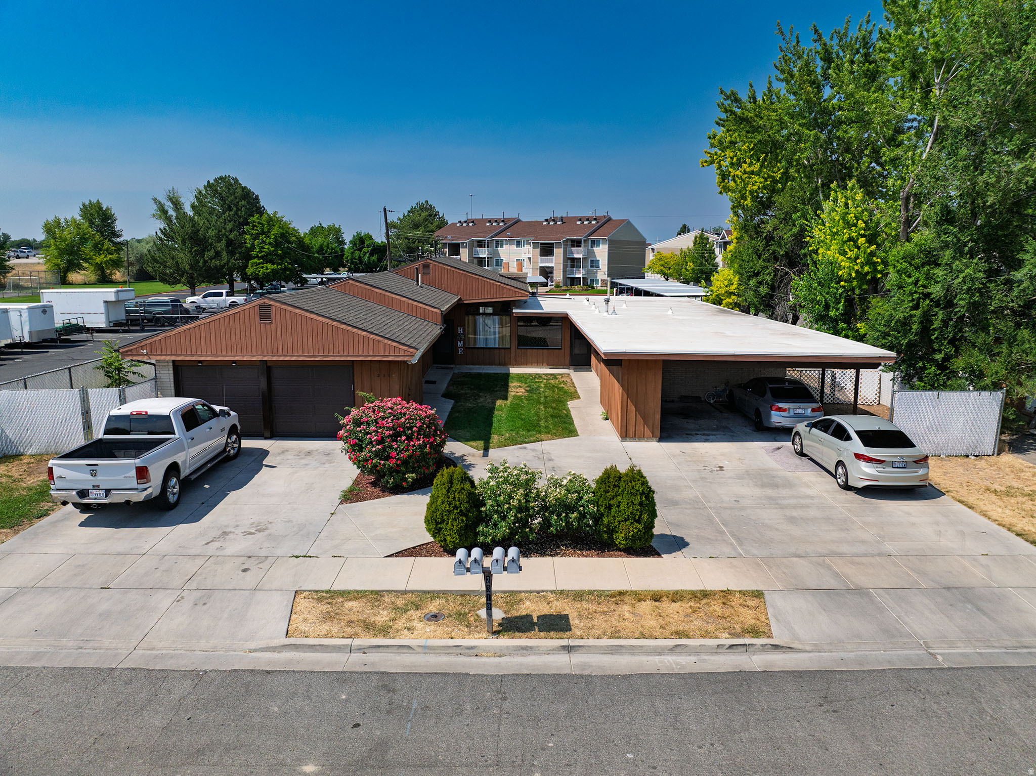 TODD VILLA - Residential