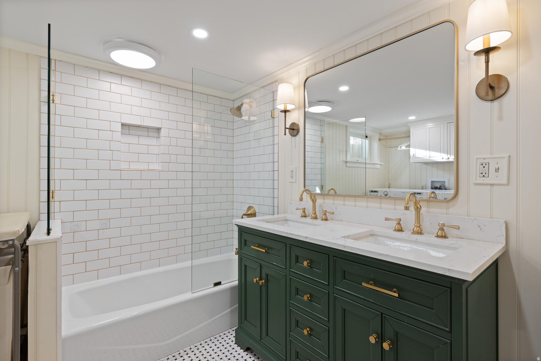 SUGARHOUSE - Residential