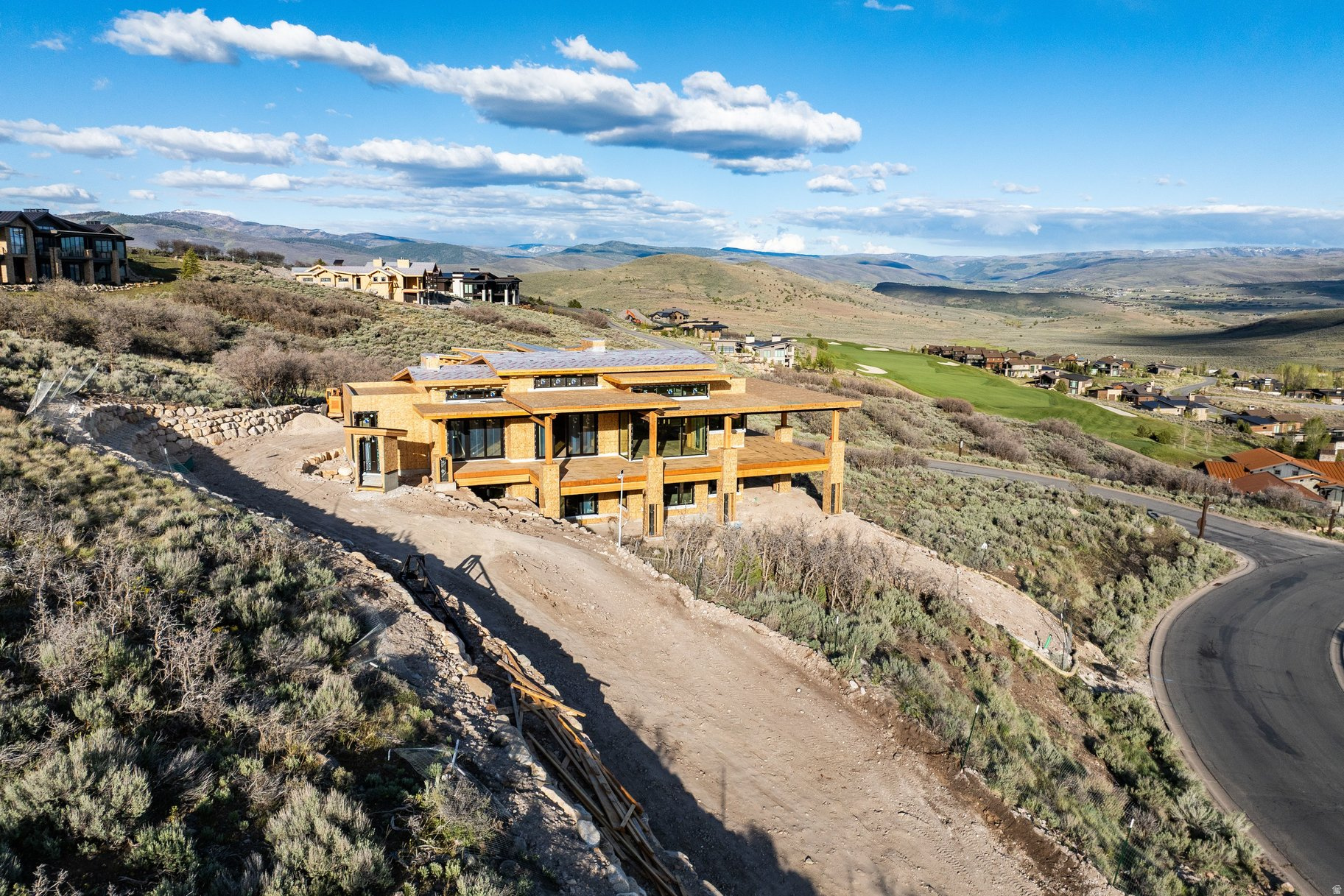 TUHAYE - Residential