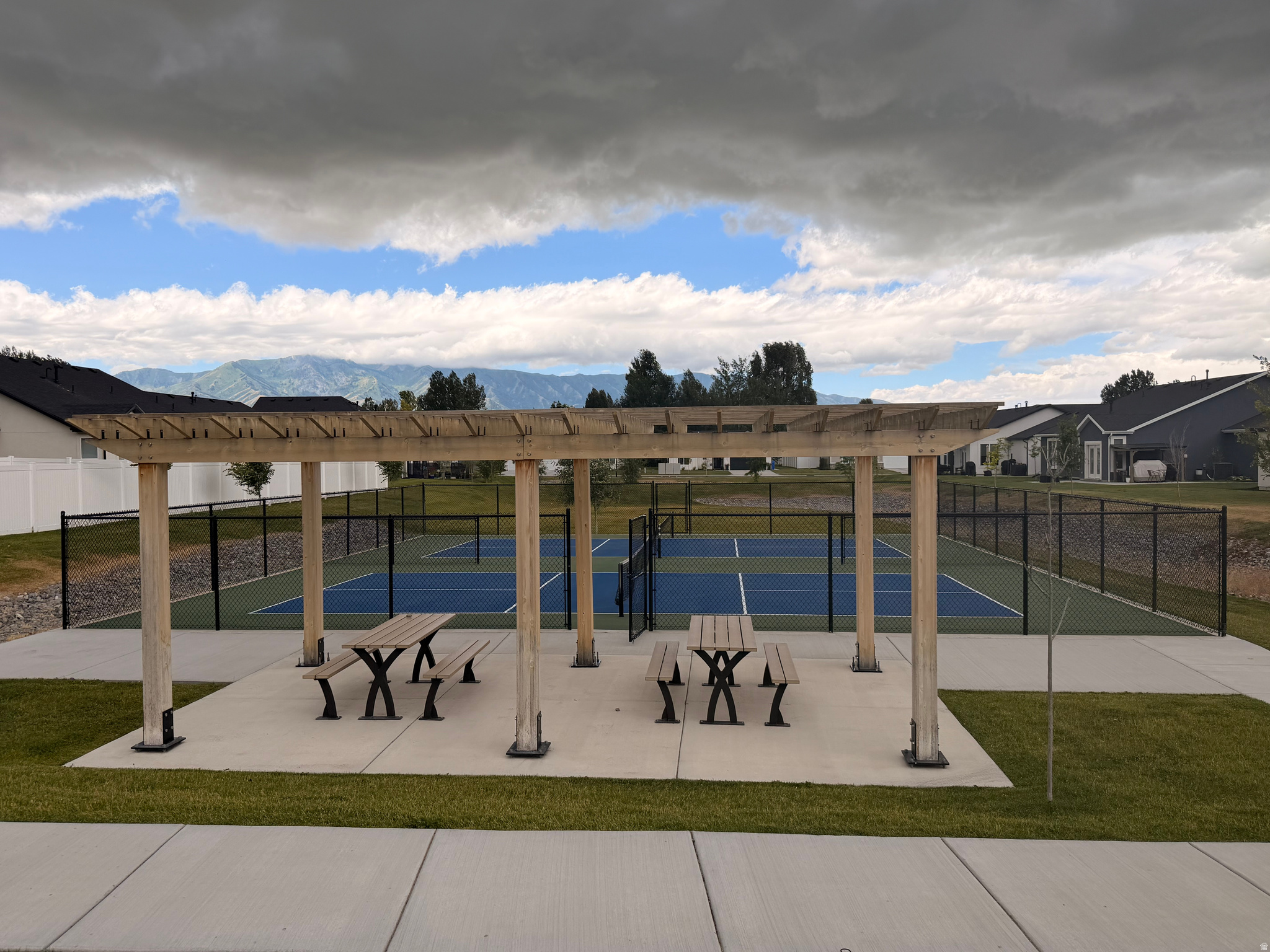 RIDGELINE PARK - Residential