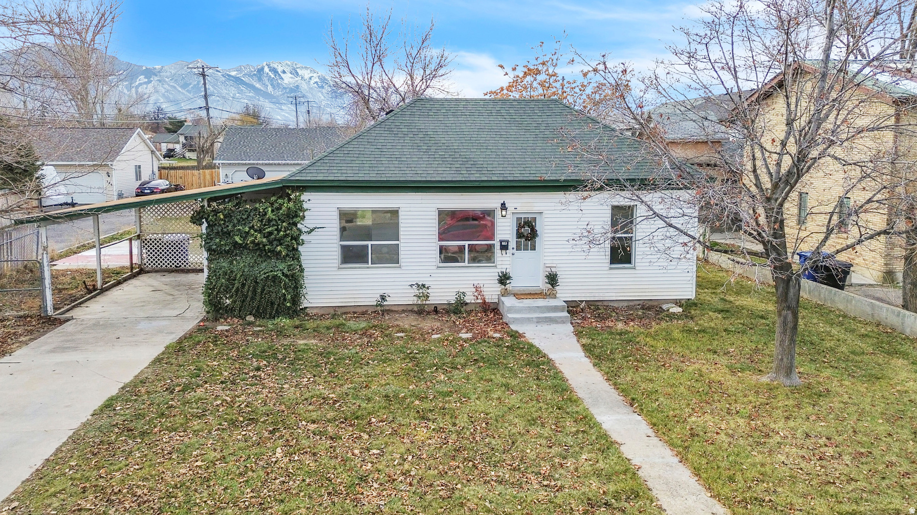 Step inside this beautifully maintained, recently remodeled home and immediately feel the care and pride of ownership. Major updates are already taken care of, including a brand-new HVAC system. Although the square footage is small, the extended 9' ceilings and oversized closets in the bedrooms give the feel of a larger home. Come visit this home tucked away in Spanish Fork and waiting for new owners!