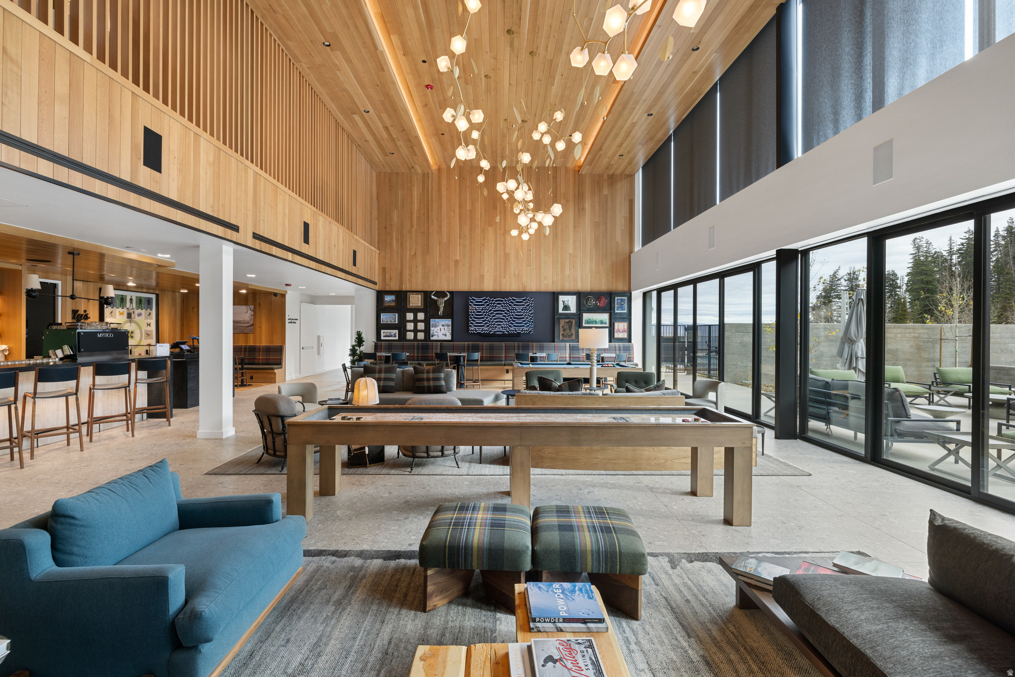 FOUNDERS PLACE - Residential
