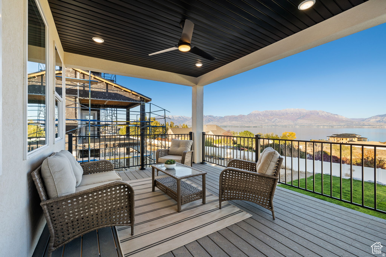 SECRET SPRINGS - Residential