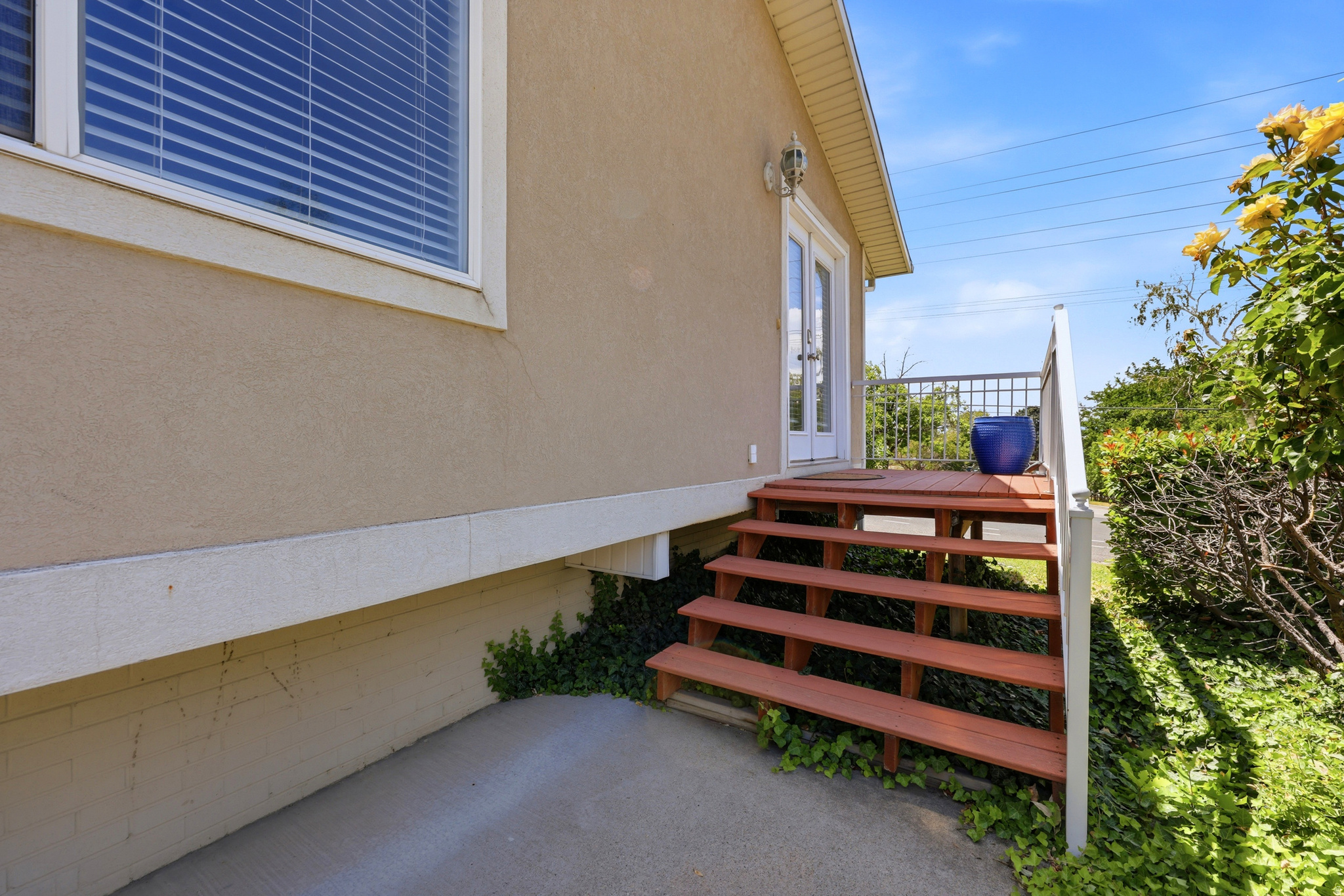 RIVIERA HEIGHTS - Residential
