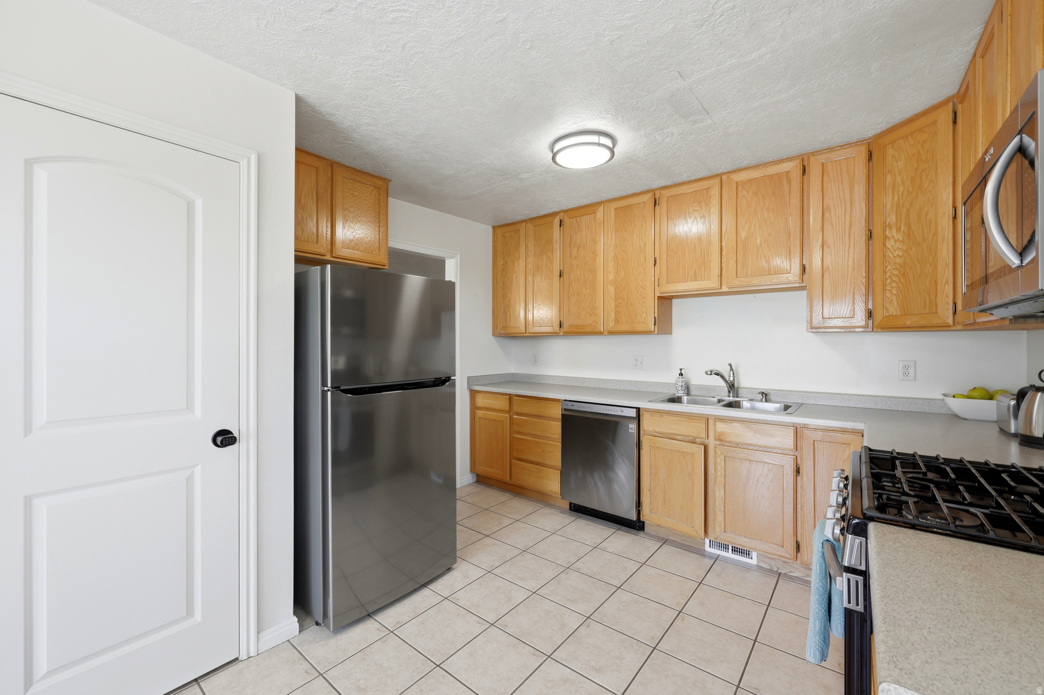 RIVIERA HEIGHTS - Residential