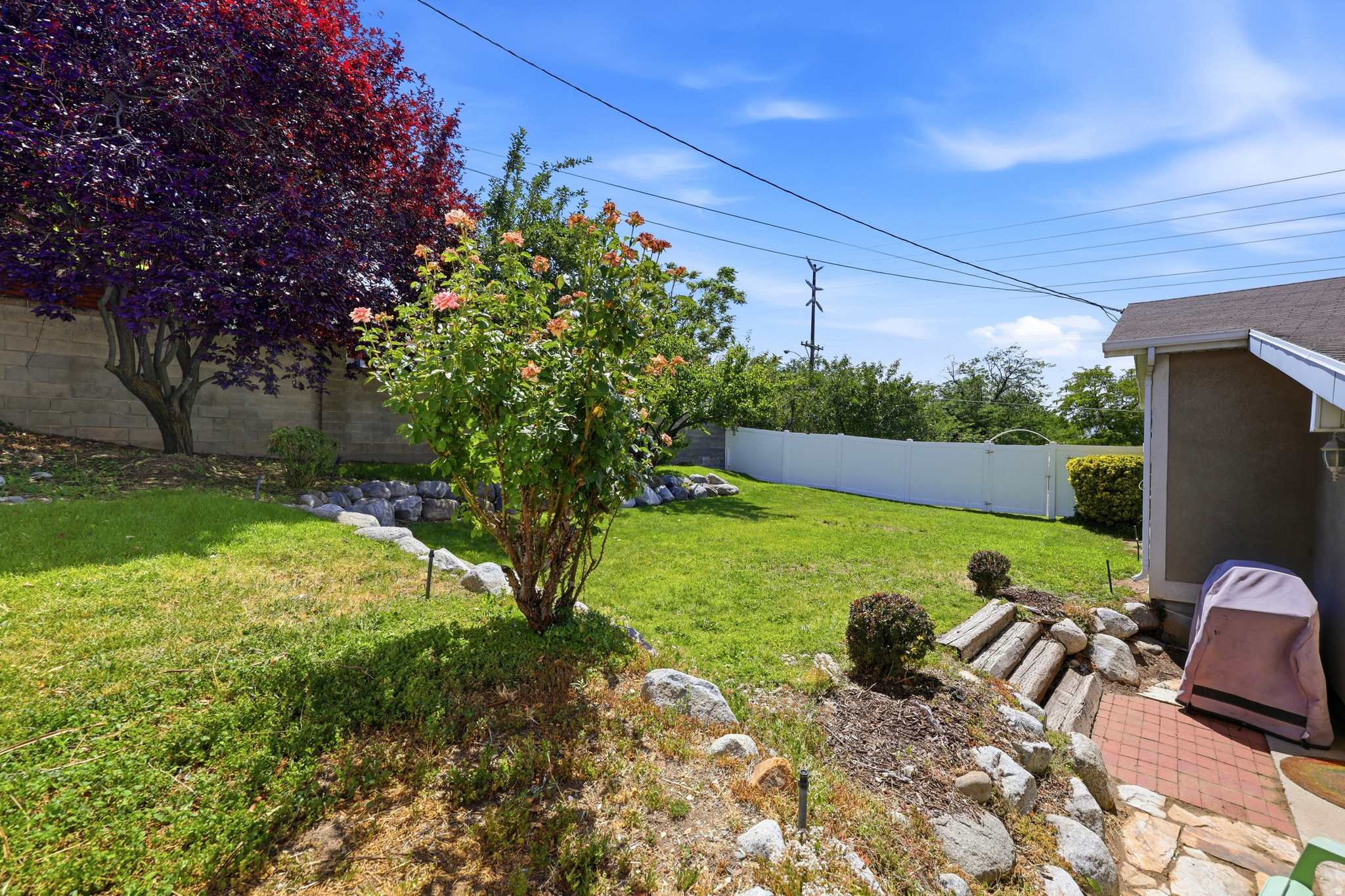 RIVIERA HEIGHTS - Residential