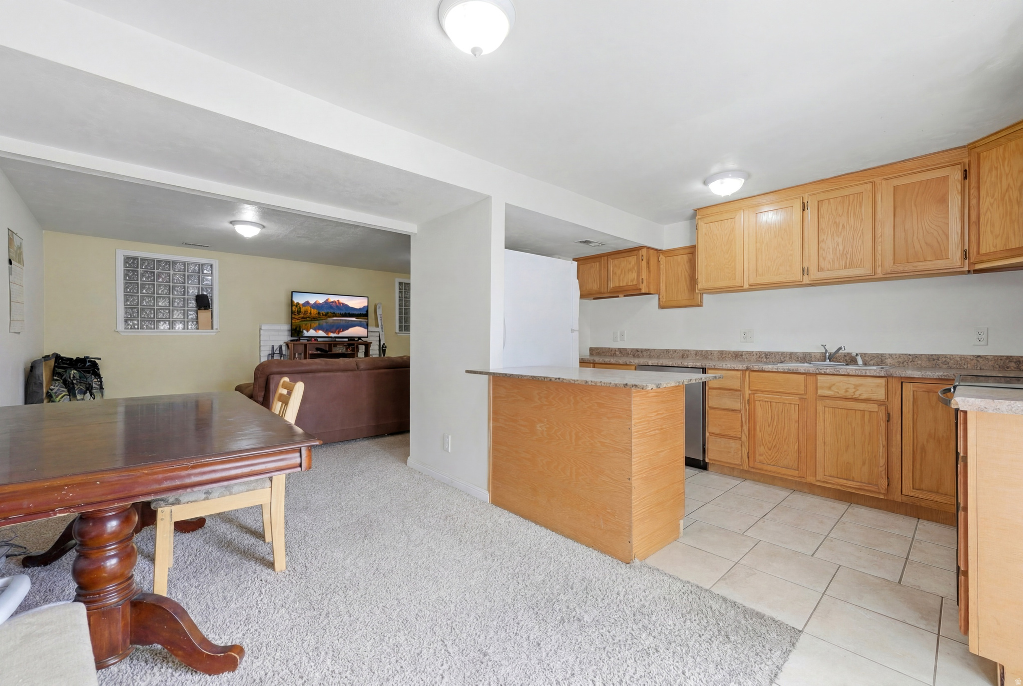 RIVIERA HEIGHTS - Residential