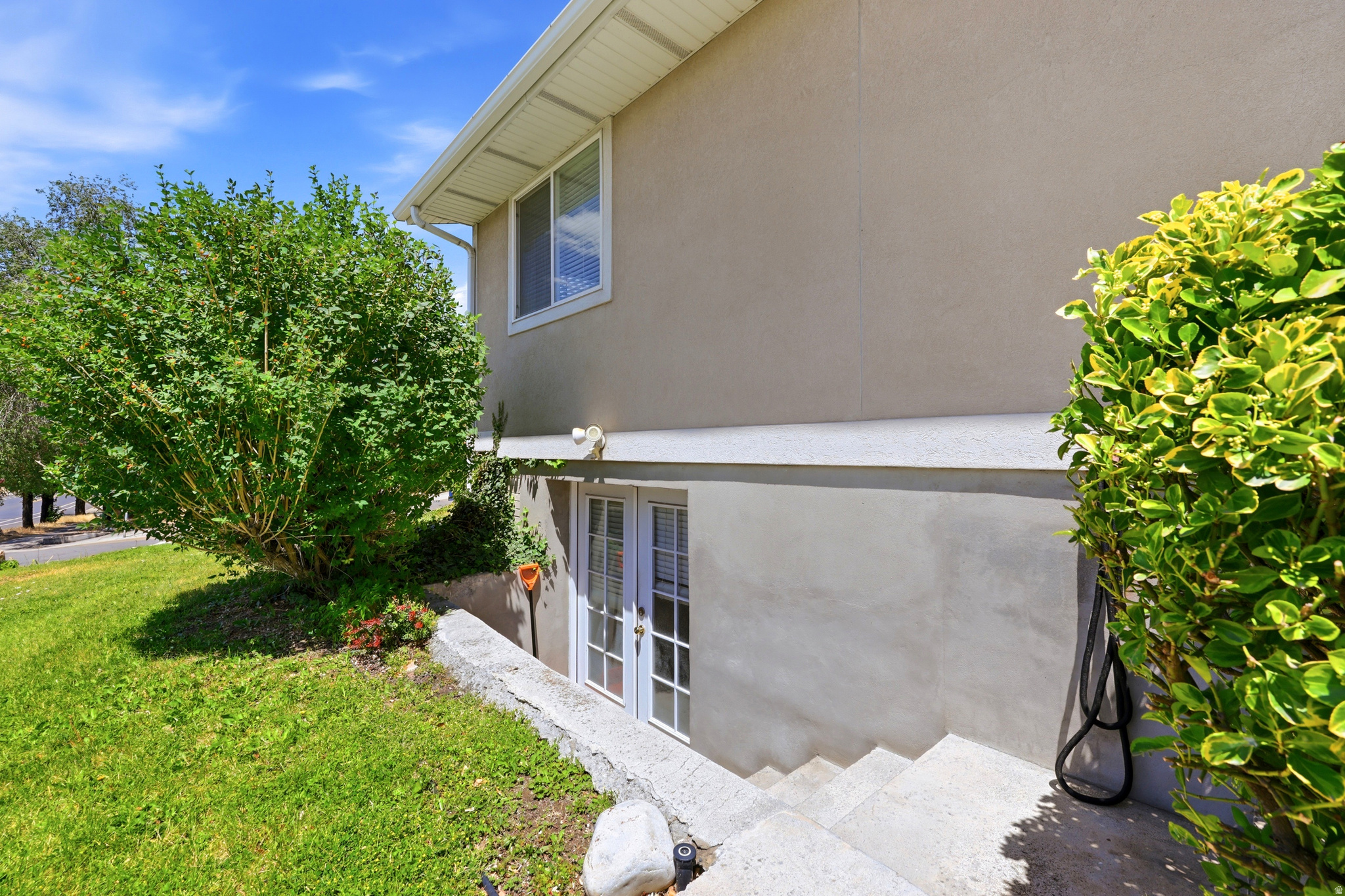 RIVIERA HEIGHTS - Residential