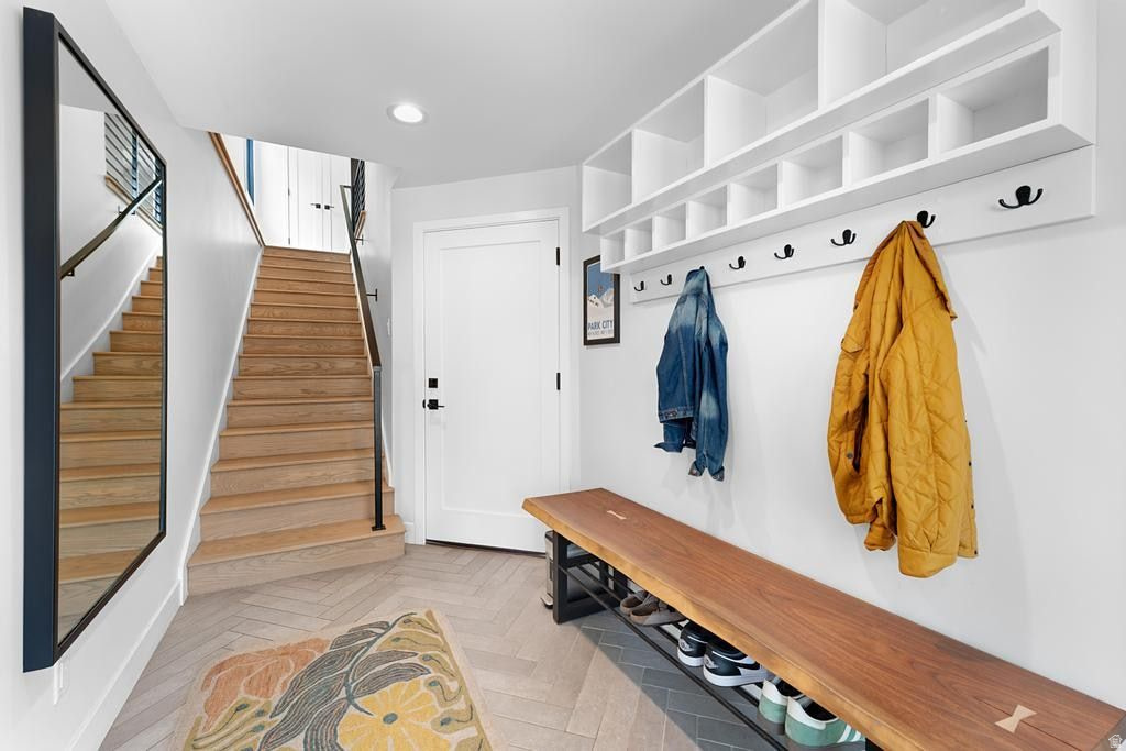 SNYDERS ADDITION - Residential