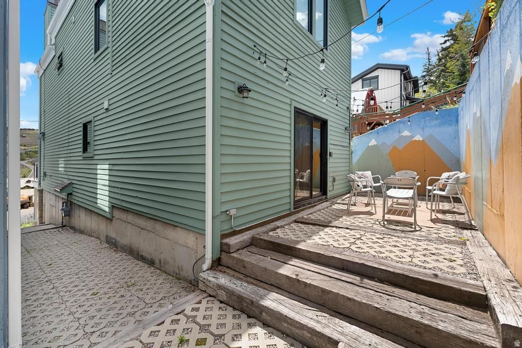 SNYDERS ADDITION - Residential