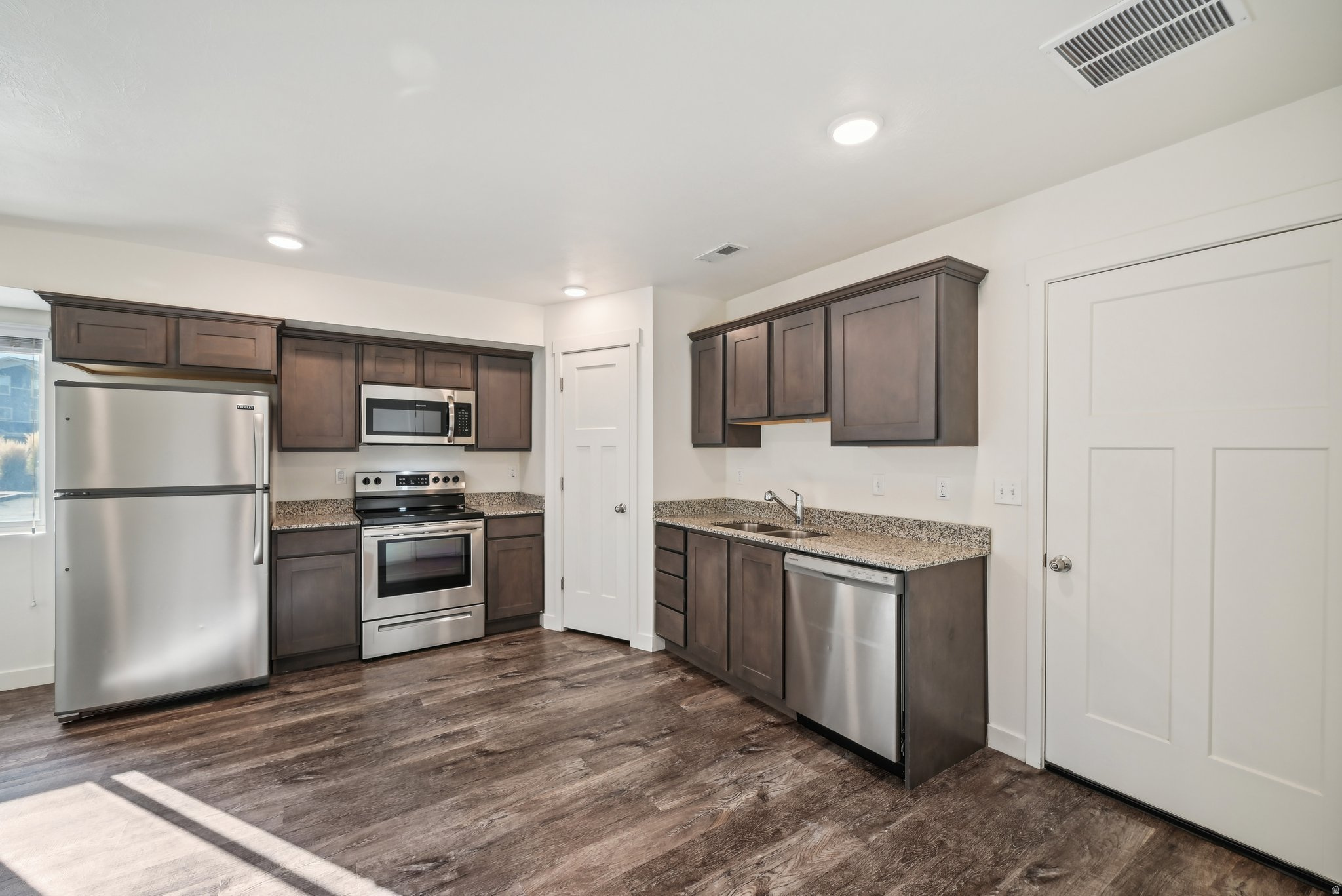 DUBLIN FARMS - Residential