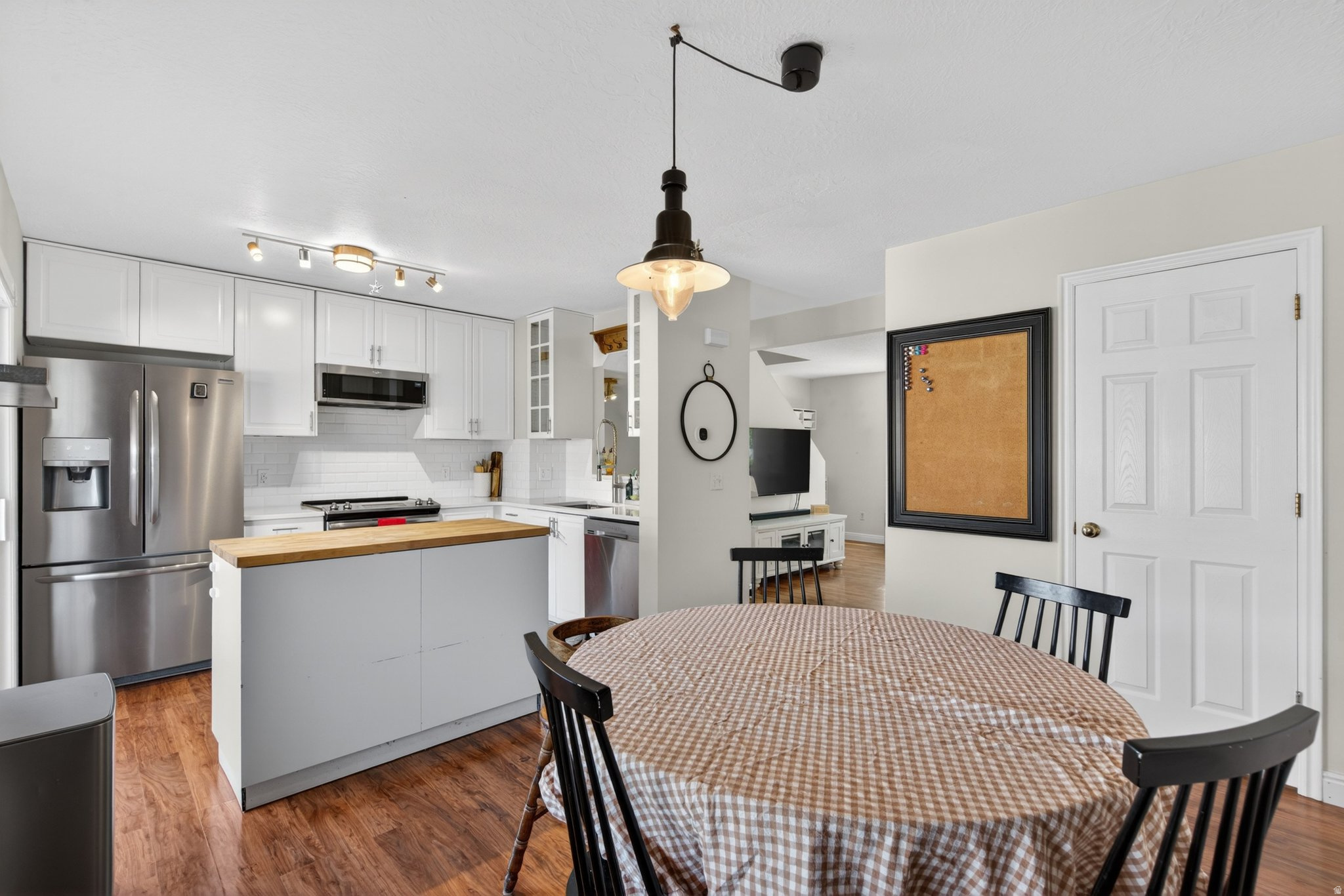 MUIRFIELD - Residential