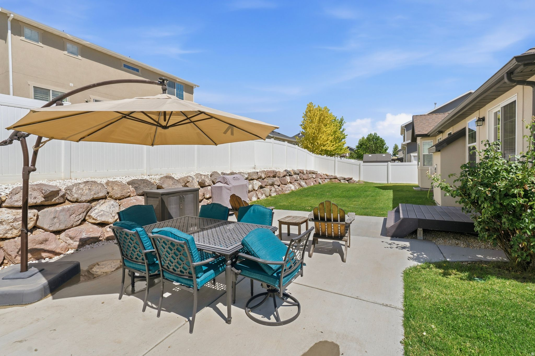 ECHO RIDGE - Residential