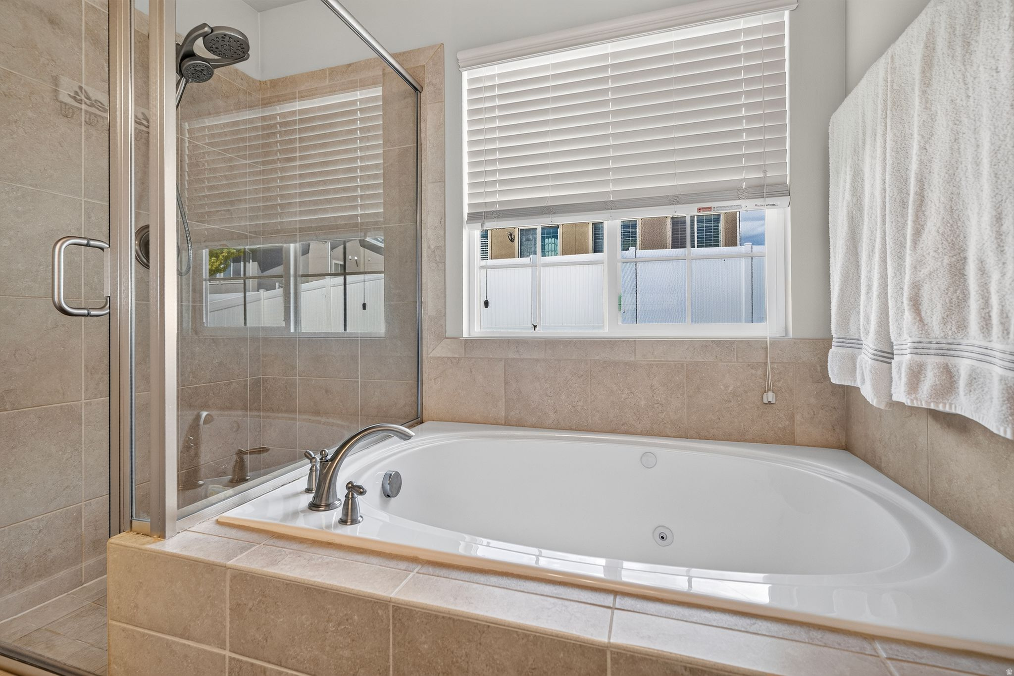 ECHO RIDGE - Residential