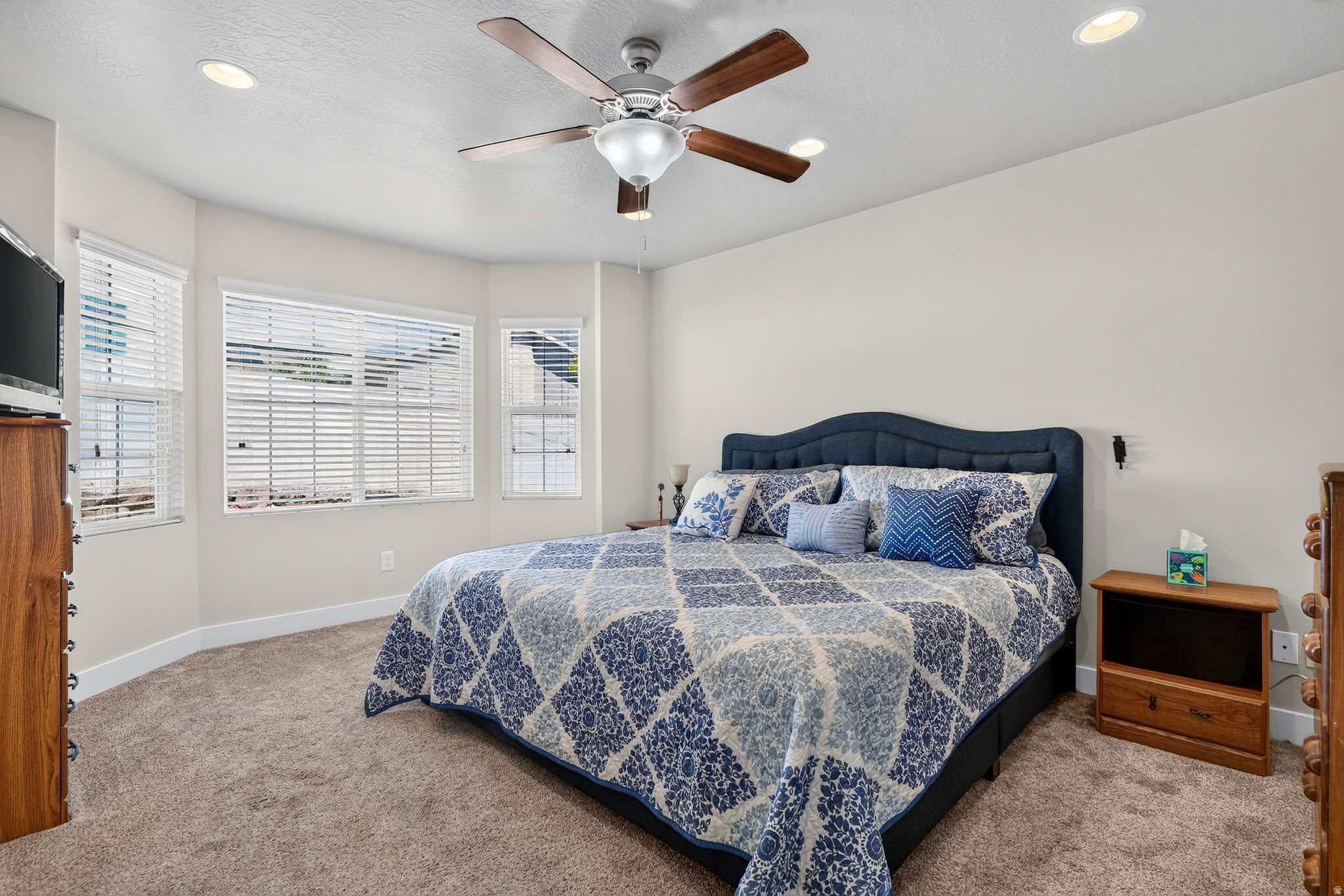 ECHO RIDGE - Residential