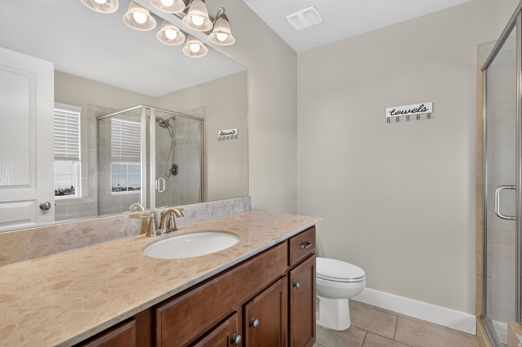 ECHO RIDGE - Residential