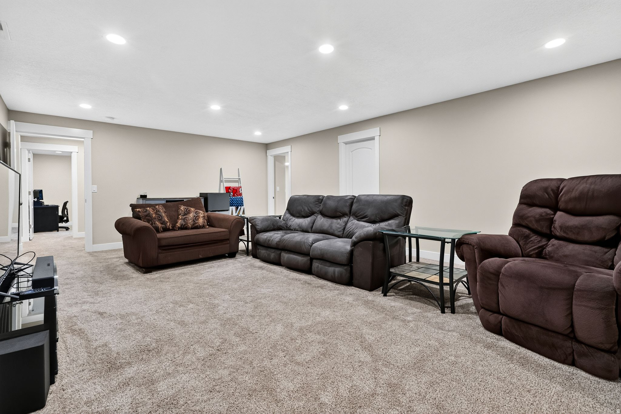ECHO RIDGE - Residential