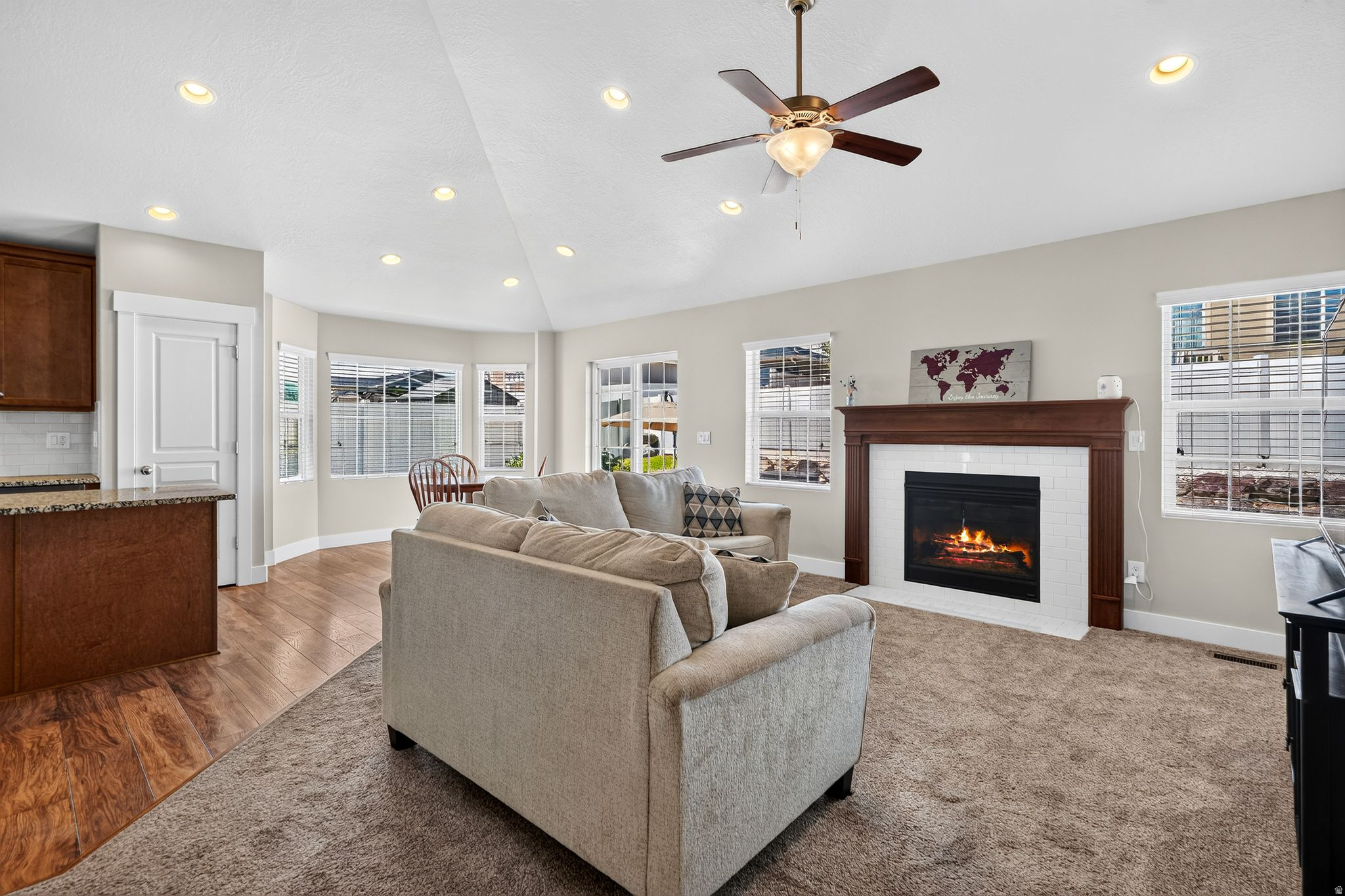 ECHO RIDGE - Residential
