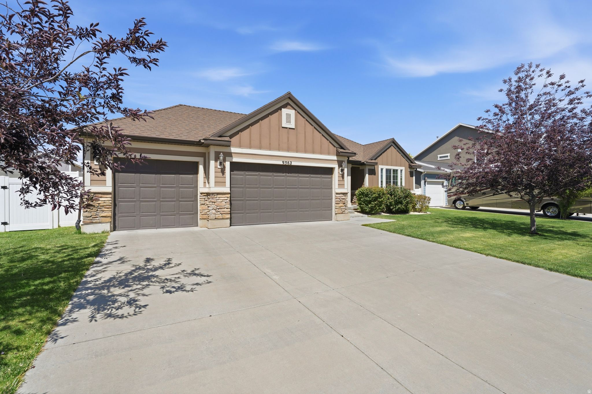 ECHO RIDGE - Residential