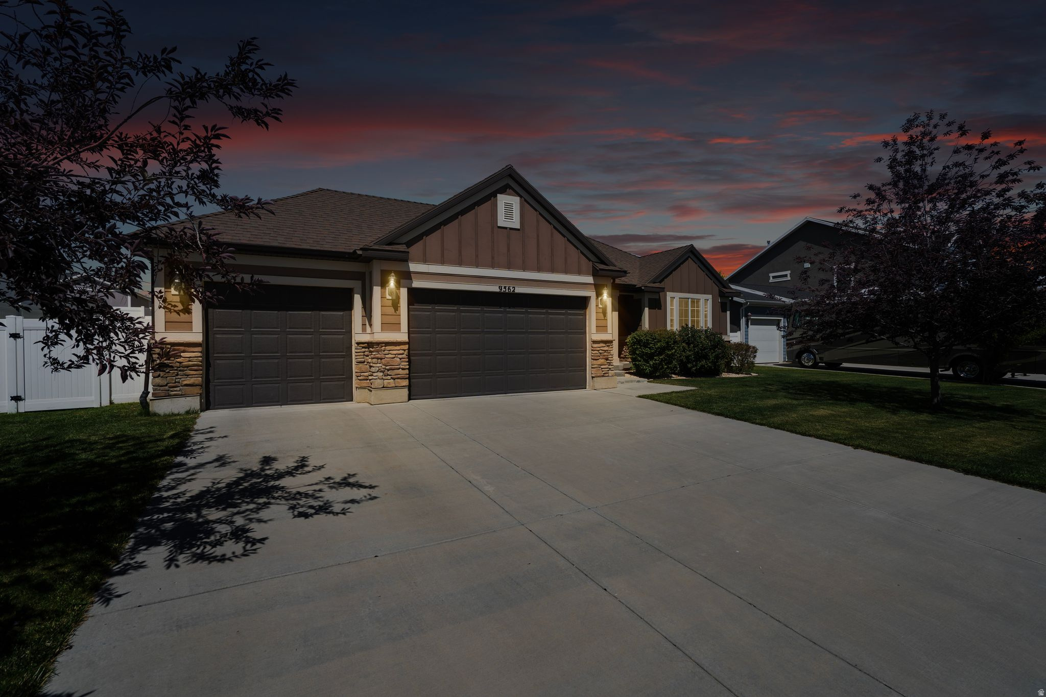 ECHO RIDGE - Residential