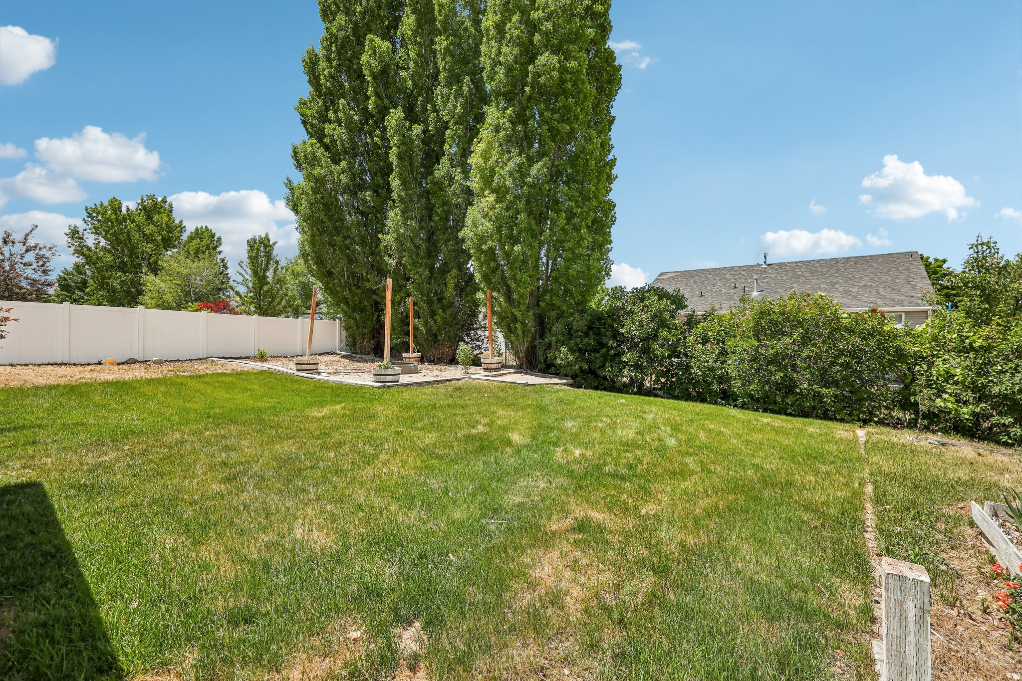 OVERLAKE ESTATES - Residential