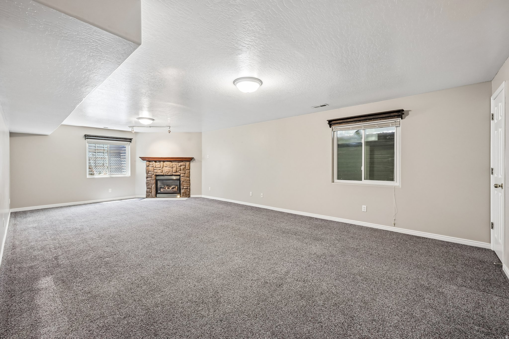 OVERLAKE ESTATES - Residential