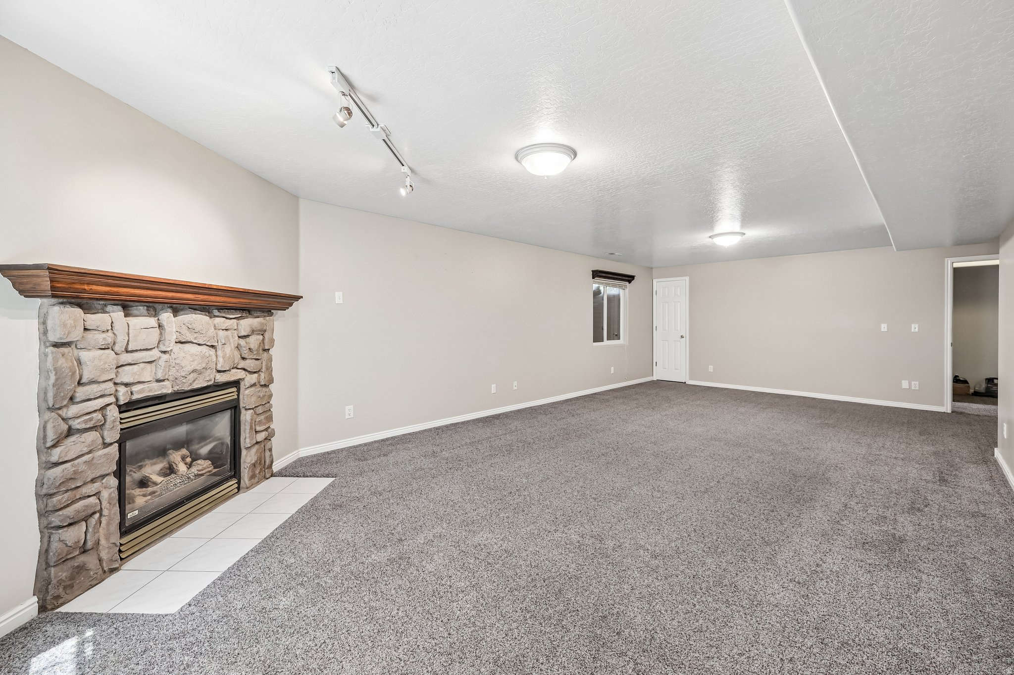 OVERLAKE ESTATES - Residential