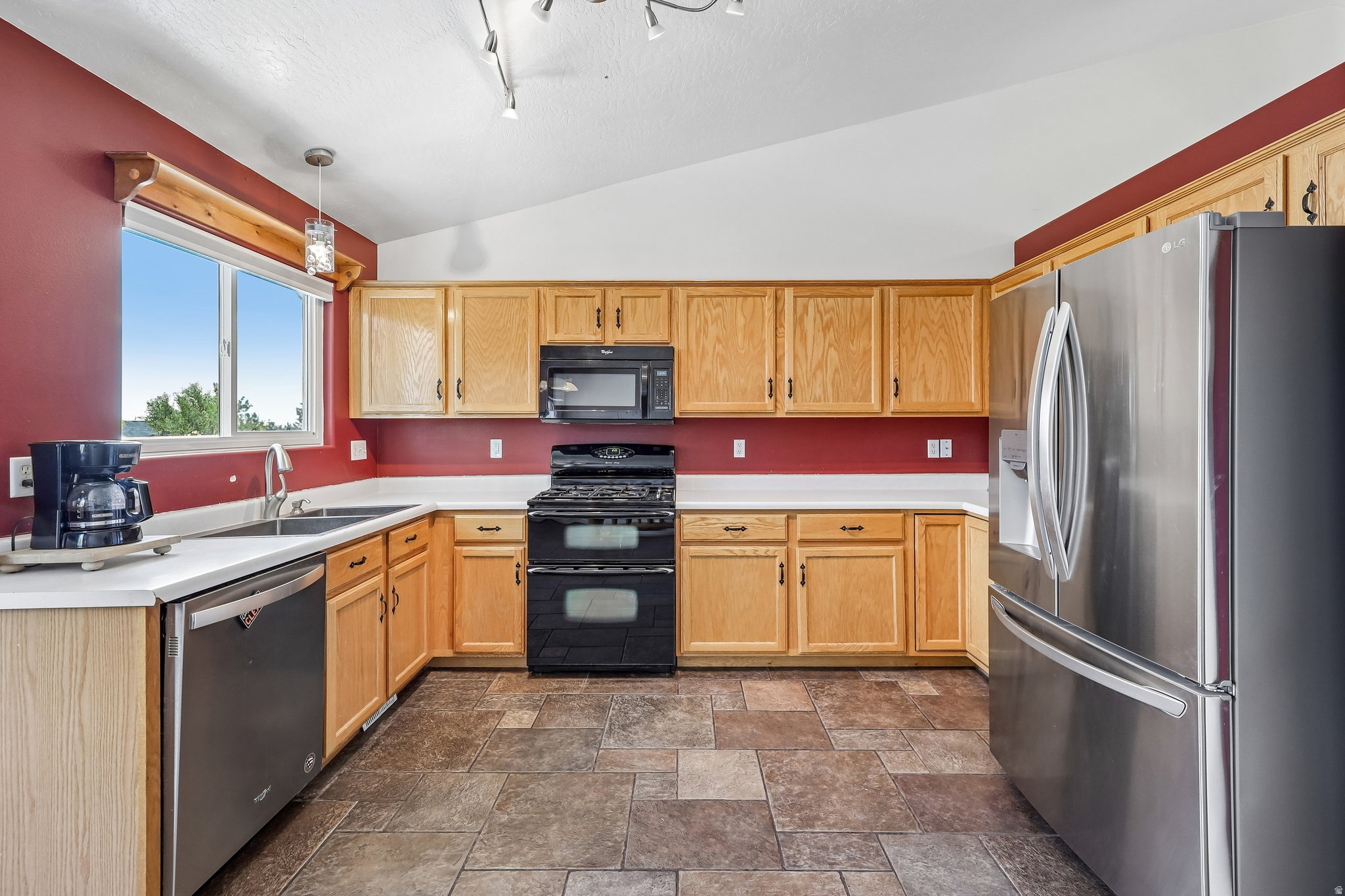 OVERLAKE ESTATES - Residential