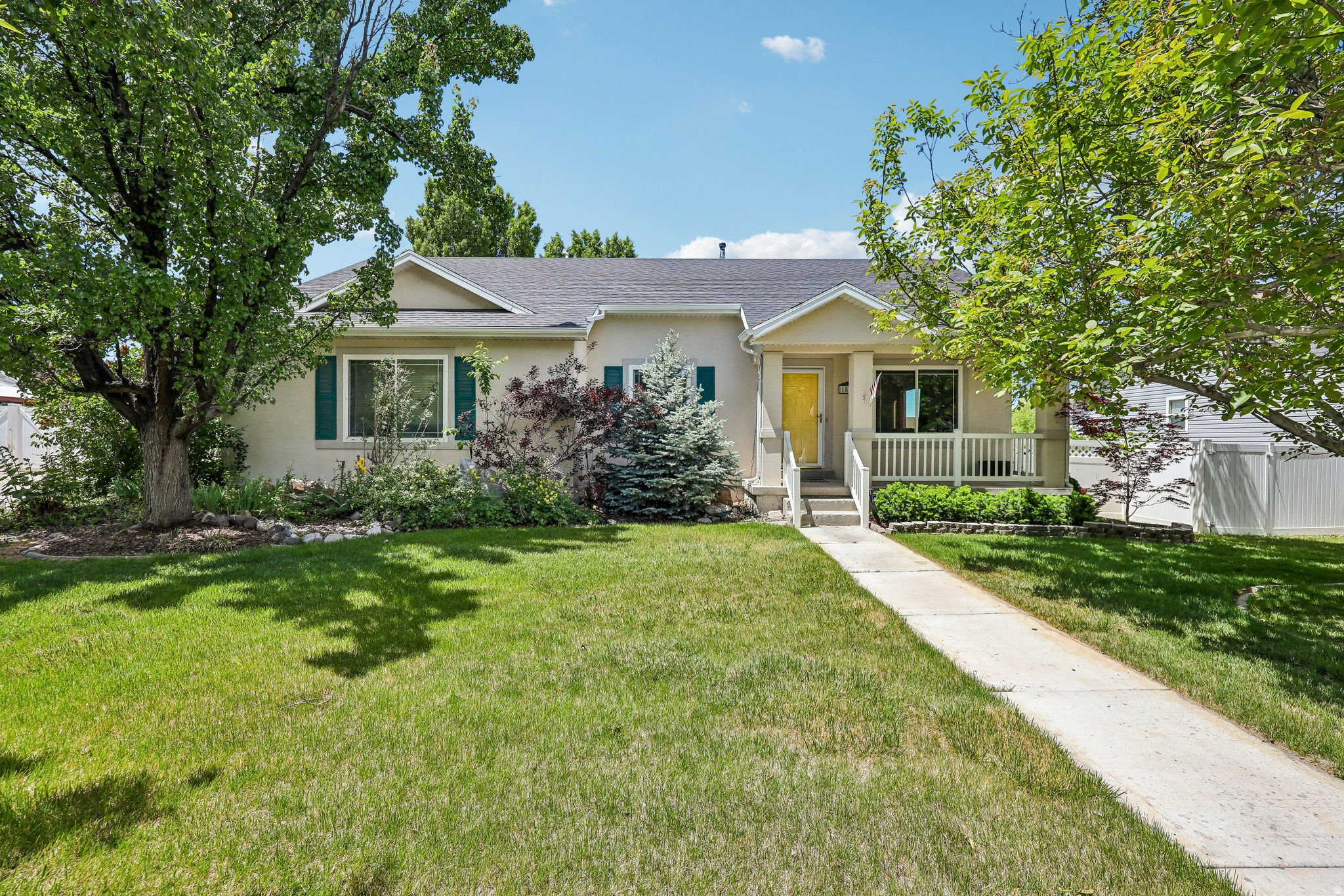 OVERLAKE ESTATES - Residential