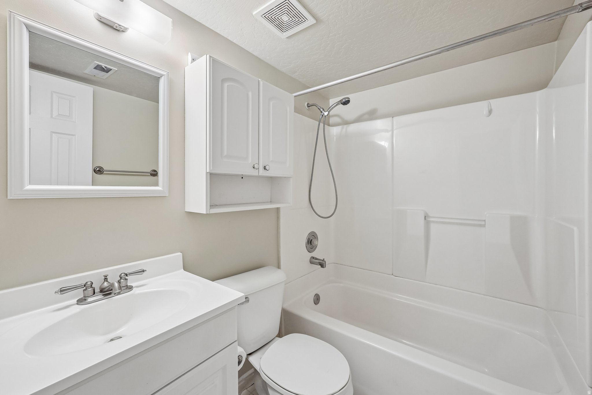 OVERLAKE ESTATES - Residential