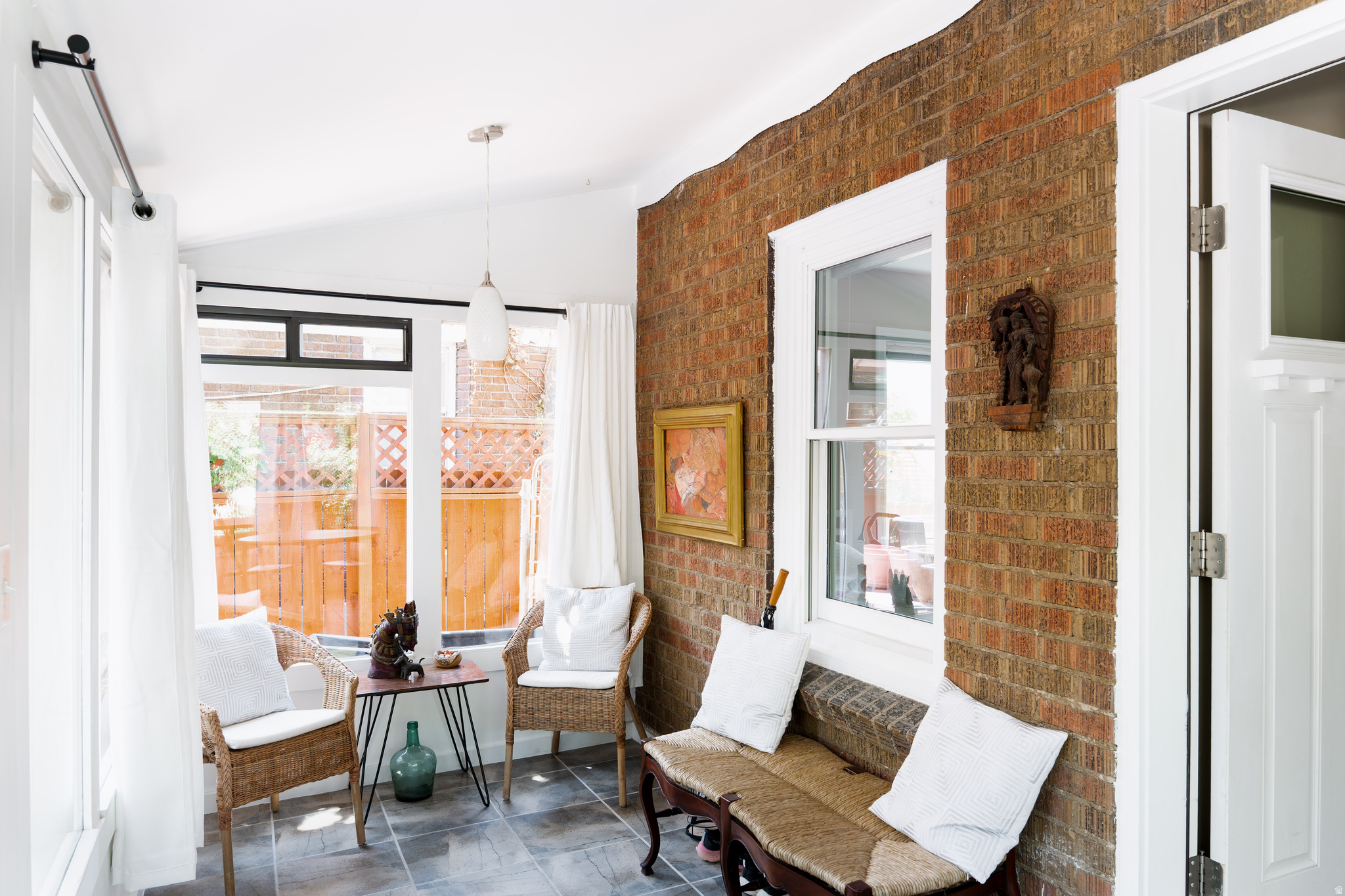 CAPITOL HILL - Residential