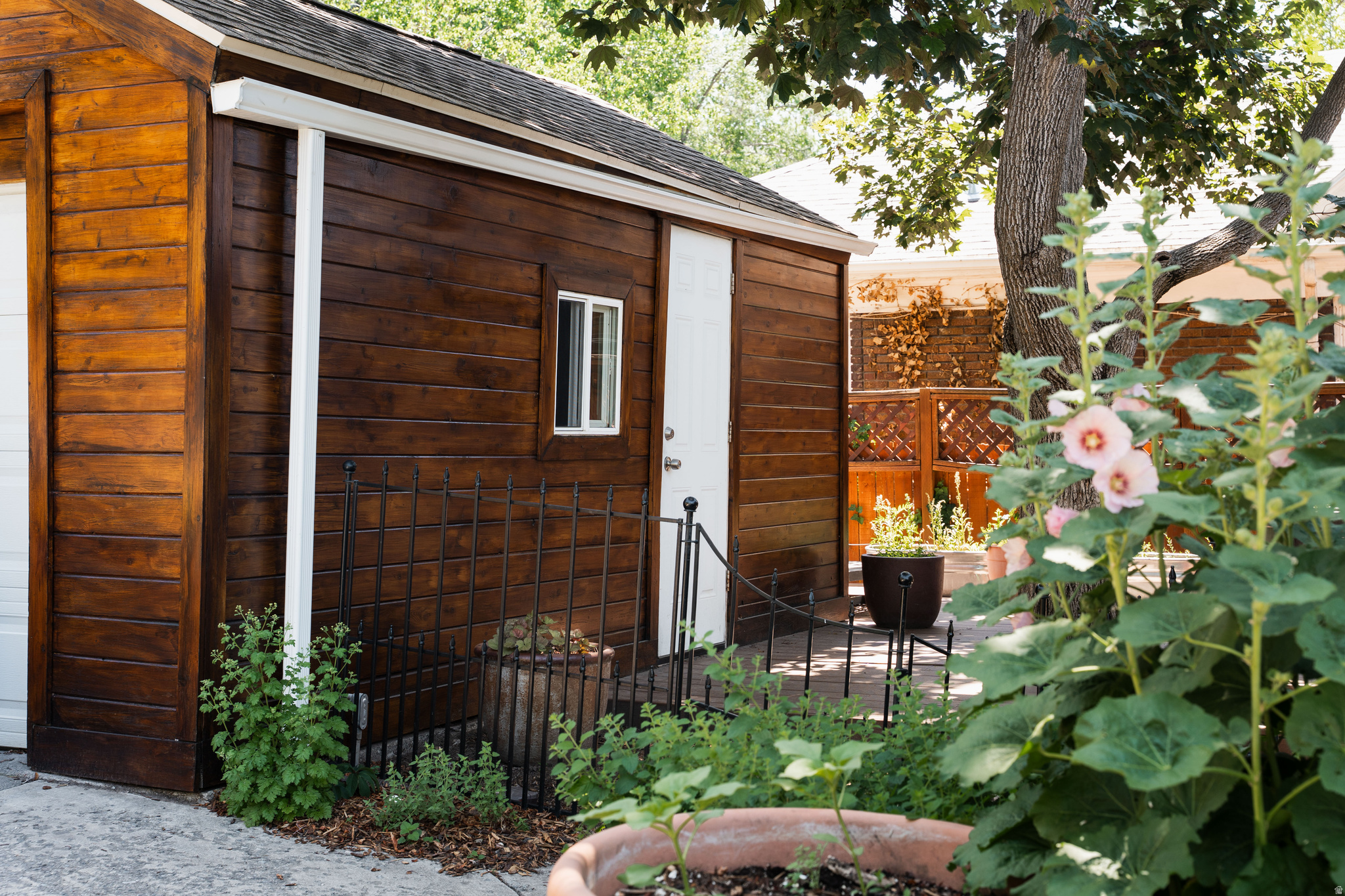 CAPITOL HILL - Residential