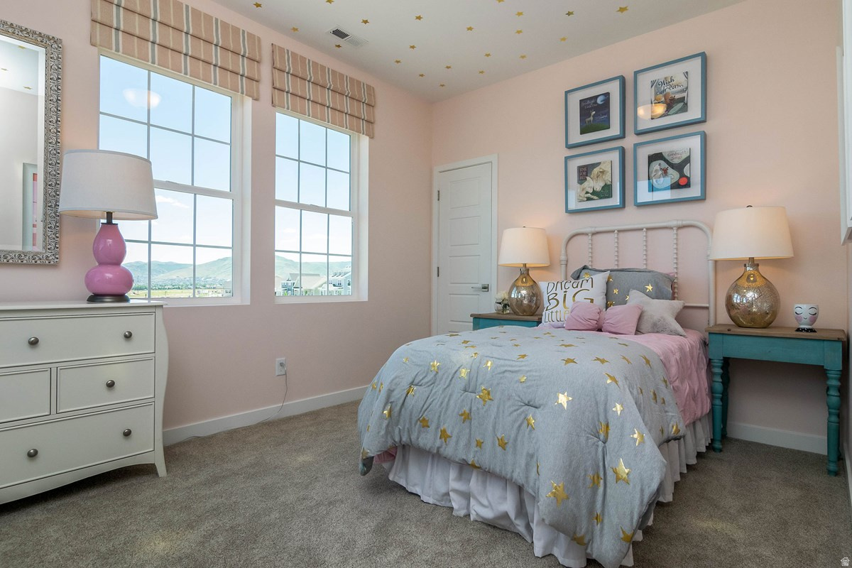 BEACON POINTE - Residential