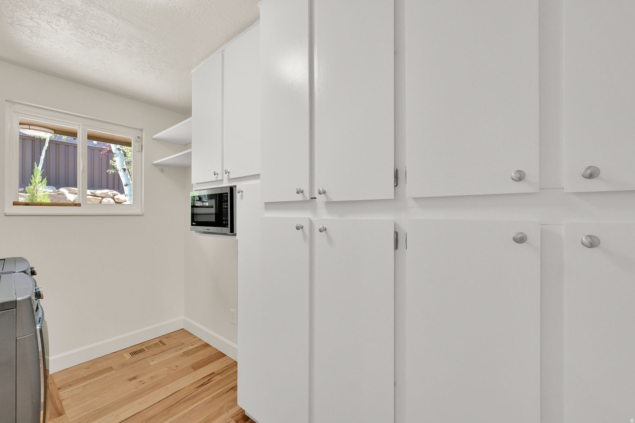 KNOLLWOOD - Residential