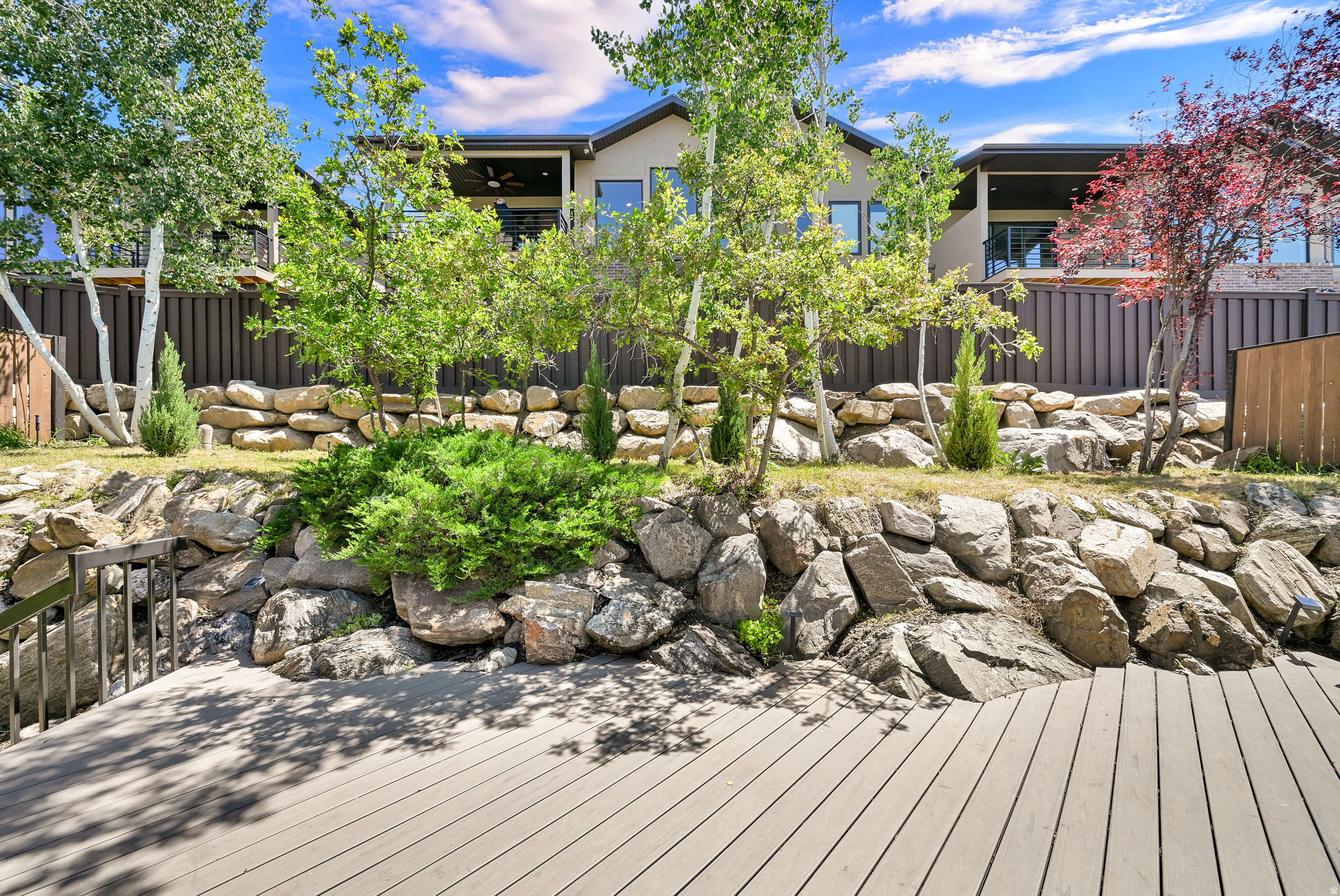 KNOLLWOOD - Residential